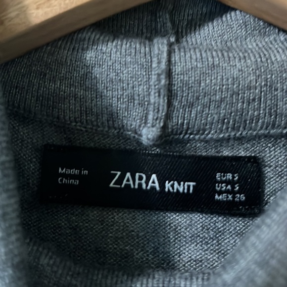 Grey Zara Turtle Neck - Picture 3 of 4